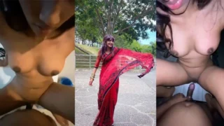 Bhabhi sex with college friend in hotel